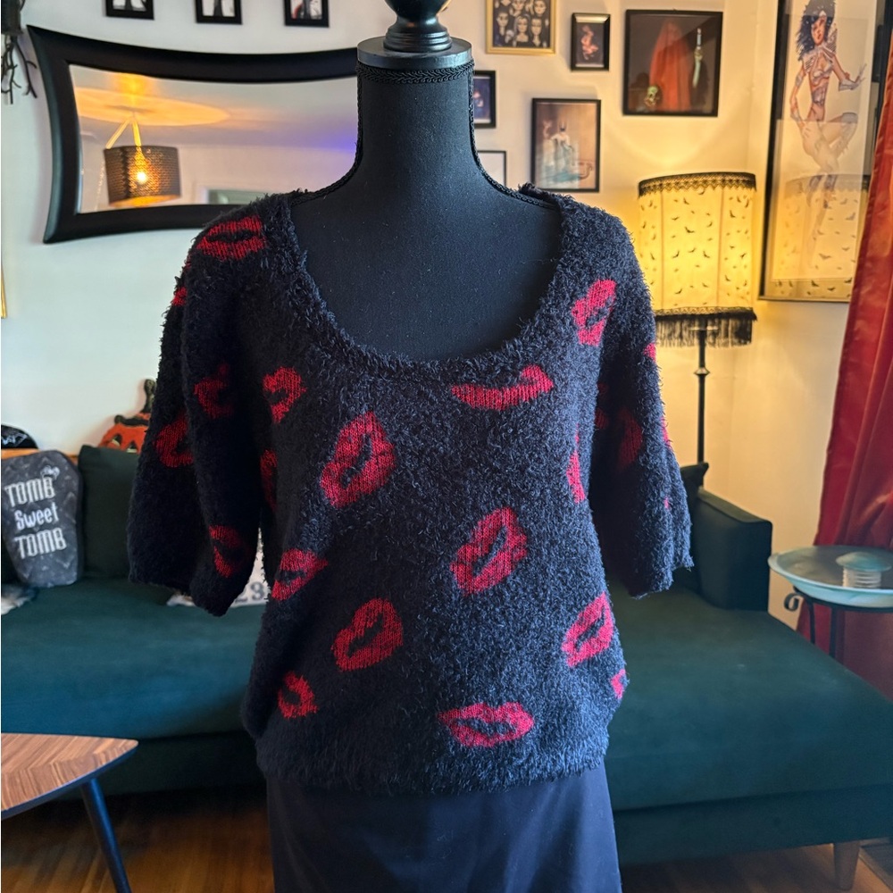 BONGO Black Sweater with Red Lips Pattern